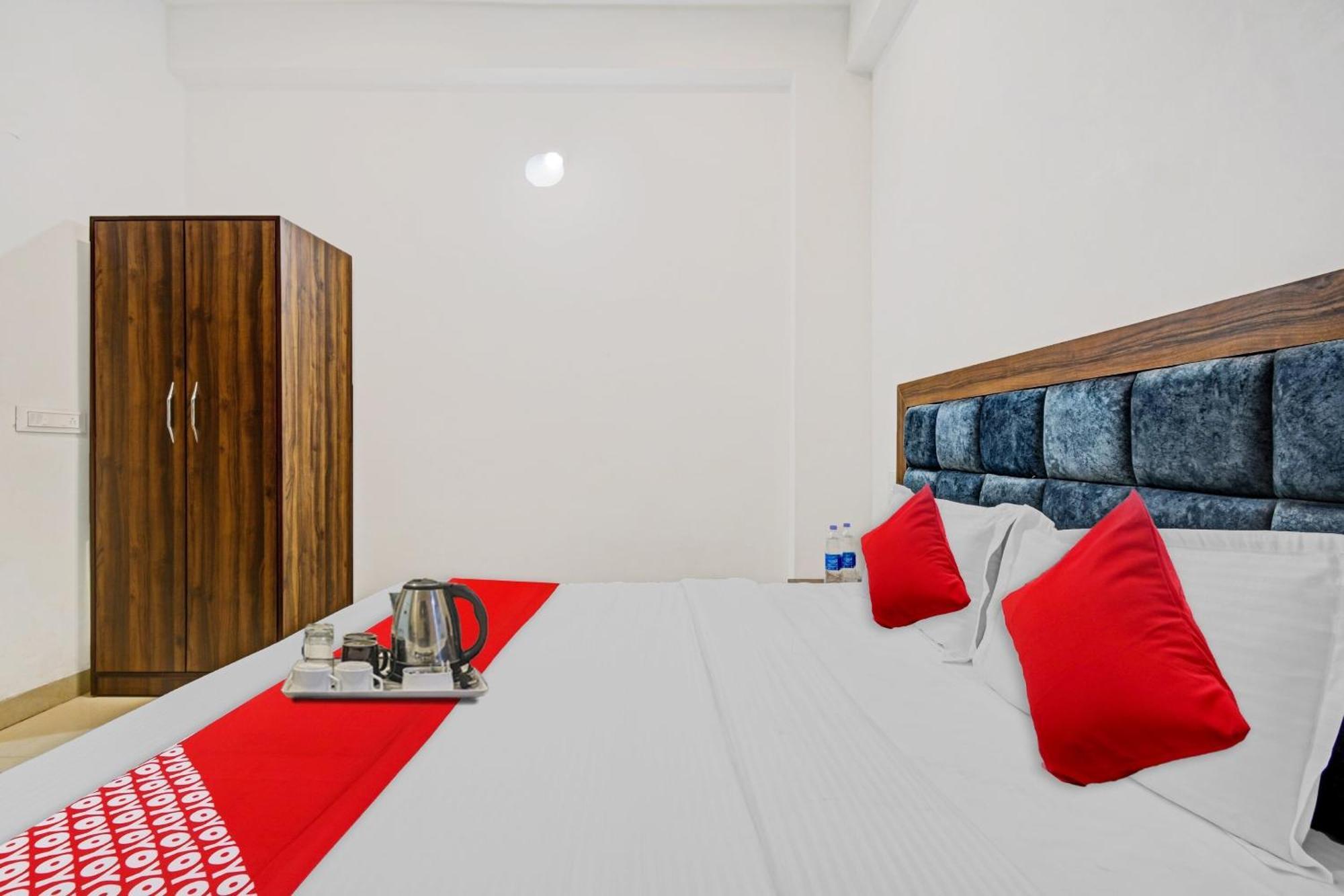 Hotel O Padharo Saa ウダイプル エクステリア 写真
